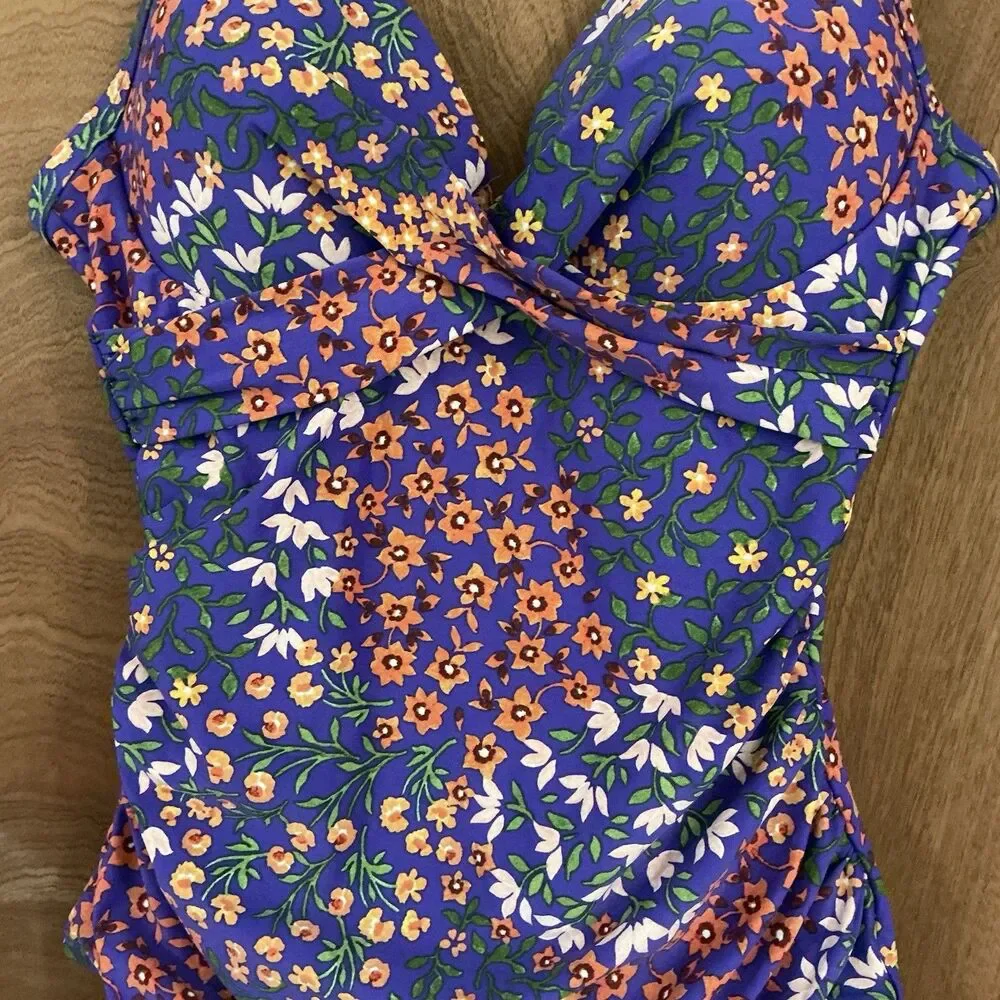 Nip Tuck Swimsuit Floral  Purple One Piece C/D Fit Cup Size 6 Swim Wear Slimming - Picture 2 of 14